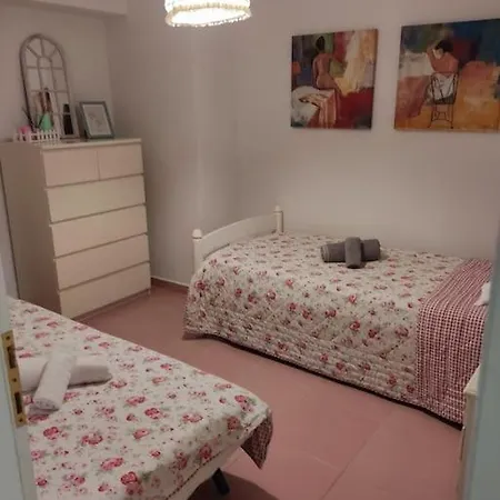Spacious At Fully Equipped 2br ,near Airport Skg 7km,thessaloniki,chalkidiki Appartamento