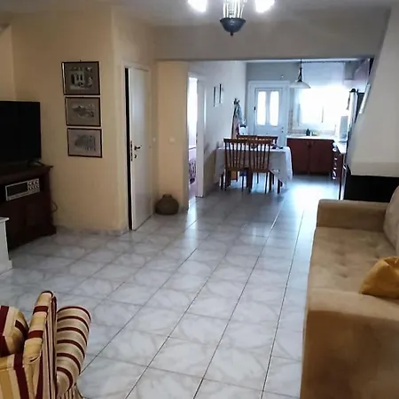 Spacious At Fully Equipped 2br ,near Airport Skg 7km,thessaloniki,chalkidiki Appartamento *